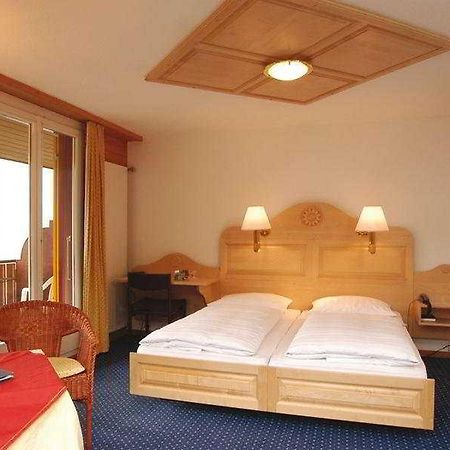 Minotel Bellevue Wengen Room photo