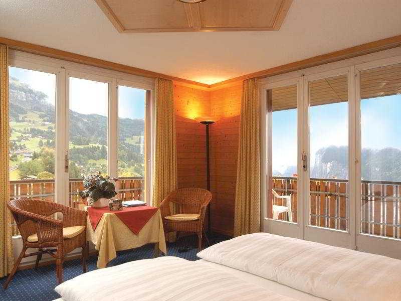 Minotel Bellevue Wengen Room photo